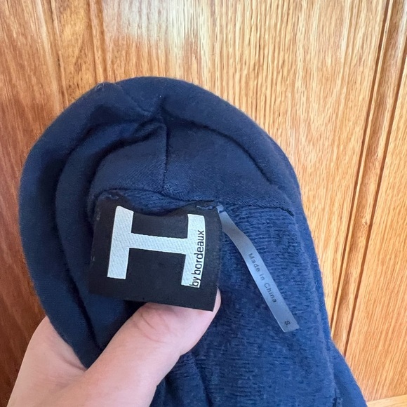 H by Bordeaux - Navy Blue Women's Sweater - Picture 3 of 3